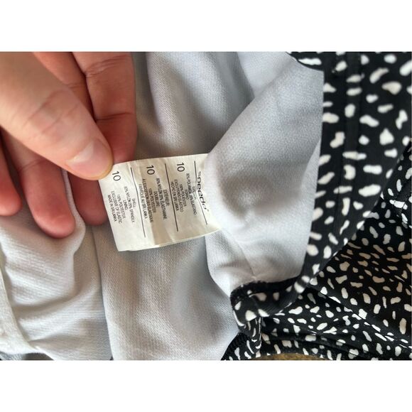 Speedo size 10 one piece - Picture 3 of 4